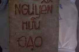 Mảnh nhôm khắc tên bật mí danh tính 2 hài cốt liệt sĩ tìm thấy trên đất Lào