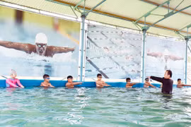 Xã hội hóa hoạt động bể bơi trường học