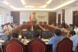 Thứ trưởng Bộ Giáo dục và Đào tạo Phạm Ngọc Thưởng kiểm tra các khâu trong kỳ thi tốt nghiệp THPT tại Gia Lai