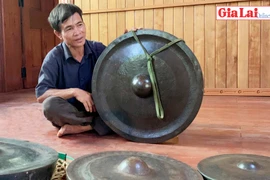 Độc đáo chiêng Pat