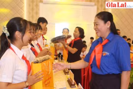 "Trẻ em hôm nay-thế giới ngày mai"