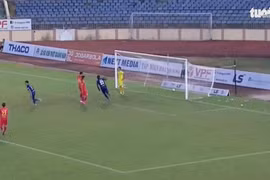 Video: Xem lại pha tung người ghi bàn thắng tuyệt đẹp của cầu thủ Quảng Nam