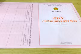 Giấy xác nhận hôn nhân phải ghi tên người dự định đăng ký kết hôn, có hạn chế quyền công dân?