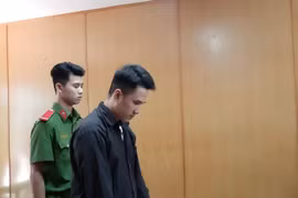 Phẫn nộ với lời khai của kẻ sát nhân đoạt mạng 3 người thân sau khi sử dụng ma túy