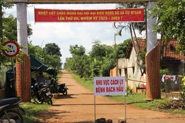 Bạch hầu tăng từng ngày, 7.500 cán bộ, nhân viên y tế Đắk Lắk được tiêm vắc-xin