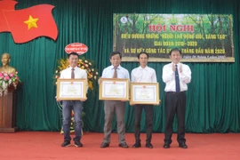 Công ty TNHH một thành viên Cao su Mang Yang: Biểu dương "Người lao động giỏi, sáng tạo"