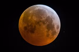 Việt Nam có xem được nguyệt thực nửa tối kỳ thú đêm 4.7 không?