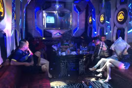 Phát hiện 83 nam, nữ thác loạn tại Bình Tân