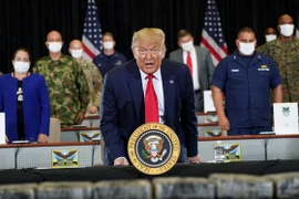 Tổng thống Trump phát biểu trên Không lực 1: Quan hệ Mỹ-Trung 'tổn hại nghiêm trọng'