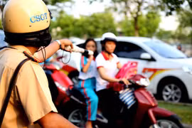 Từ tháng 8, CSGT sẽ chỉ được dừng phương tiện trong 4 trường hợp