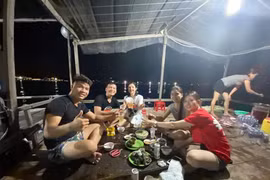 Câu mực đêm ở biển Quy Nhơn