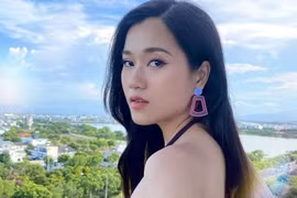 Lâm Vỹ Dạ khoe ảnh lưng trần khiến cả showbiz xôn xao