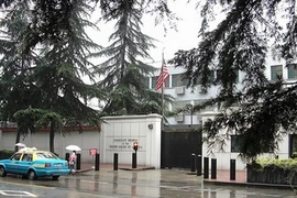 Nóng: Trung Quốc phản đòn, lệnh cho Mỹ đóng cửa lãnh sự quán ở Thành Đô