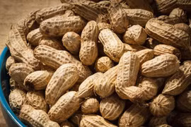 6 lợi ích sức khỏe bất ngờ của hạt đậu phộng