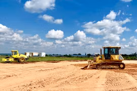 Gấp rút thi công hạ tầng Khu Công nghiệp Nam Pleiku