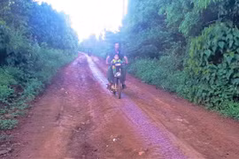 Làng Groi gặp khó trong xây dựng nông thôn mới