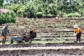 Chư Sê đẩy mạnh cơ giới hóa sản xuất nông nghiệp