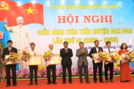 Đak Đoa: Biểu dương điển hình tiên tiến