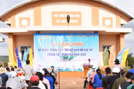 Mang Yang: Phát động trồng cây "Đời đời nhớ ơn Bác Hồ"