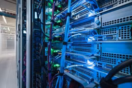 Microsoft, Meta và Google dùng AI để điều hành các trung tâm dữ liệu