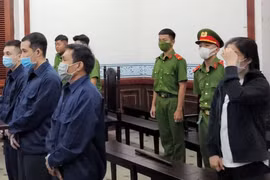 TP.HCM: Dàn cảnh đánh ghen, cưỡng đoạt 700 triệu đồng