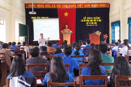 Pleiku: 80 đoàn viên ưu tú tham gia lớp bồi dưỡng nhận thức về Đảng