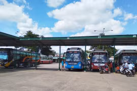 Doanh nghiệp vận tải hành khách đồng loạt tăng giá vé