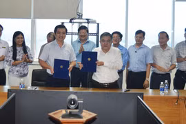 Công ty cổ phần Hoàng Anh Gia Lai và Trường Đại học Nông lâm TP. Hồ Chí Minh ký biên bản thỏa thuận hợp tác