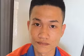 Bắt một nghi phạm liên quan thi thể nam giới bỏ trong bao tải trôi sông