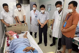 Bị vây bắt, kẻ buôn 15 bánh heroin dùng súng K59 bắn trọng thương công an