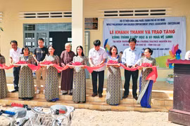 Tặng 2 phòng học cho điểm trường làng Pan