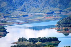 Chạm gặp Tà Đùng