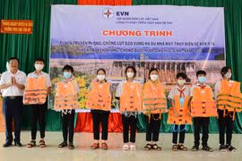 Nâng cao kỹ năng phòng tránh đuối nước cho học sinh vùng biên