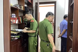 Vụ quặng Apatit: Khởi tố, bắt tạm giam 2 nguyên Phó Chủ tịch Lào Cai