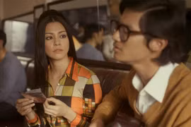 Tranh cãi quanh việc Khánh Ly chê phim "Em và Trịnh"