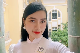 Cô gái cao 1,79m có nét giống Phạm Hương gây chú ý tại Miss Universe Vietnam