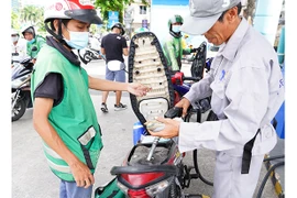 Giá xăng gây áp lực lạm phát