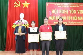 Mang Yang: Tôn vinh người hiến máu tiêu biểu năm 2022