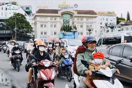 Khách du lịch đến Đà Lạt tăng mạnh dịp nghỉ hè