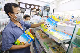 Bộ trưởng GD-ĐT ra chỉ thị giảm giá sách giáo khoa, không ép mua sách bài tập
