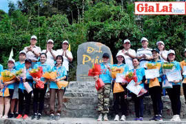 Chinh phục đỉnh Pờ Yầu