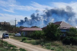 Cháy lớn tại căn cứ không quân của Nga trên Bán đảo Crimea