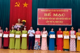152 giáo viên huyện Đức Cơ được công nhận giáo viên dạy giỏi cấp huyện