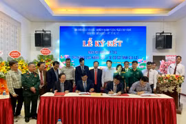 Gia Lai ký kết hợp tác hỗ trợ nâng cao năng lực y tế cơ sở