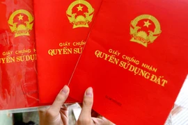 Thông tin thêm bài viết "Ngang nhiên đòi cấp sổ đỏ trên đất của Nghĩa trang Liệt sĩ tỉnh"