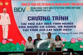 Gia Lai: Tiếp nhận 750 triệu đồng xây nhà cho người có công, hộ nghèo