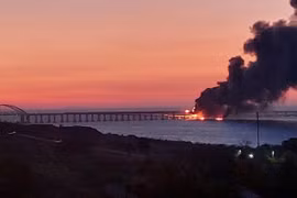 Tổng thống Ukraina phủ nhận phát lệnh tấn công cầu Crimea