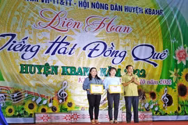 Kbang: Gần 300 diễn viên tham gia liên hoan "Tiếng hát đồng quê"
