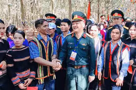 Binh đoàn 15 quan tâm định hướng tư tưởng cho người lao động