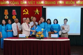 Ký kết chương trình hỗ trợ phụ nữ cao tuổi giai đoạn 2022-2027